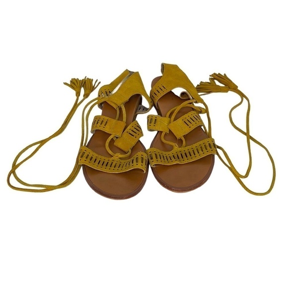 CASLON Sandals Wrap Up Leg Gladiator Mustard Yellow Leather Size 7.5 - Picture 1 of 16